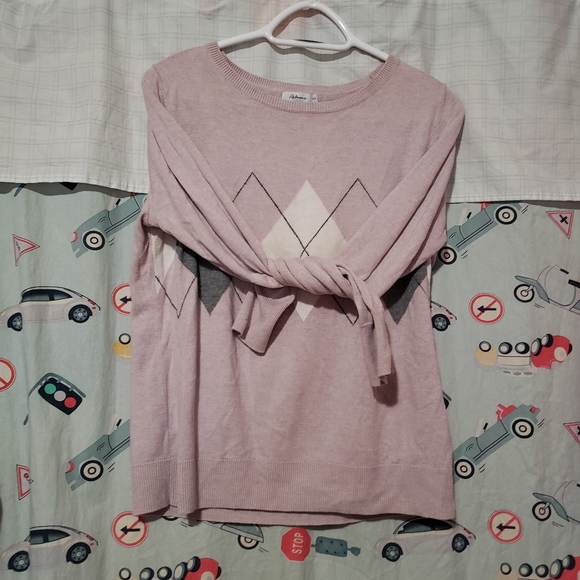 Reitman's Dusty Pink and Grey Preppy Argyle Sweater - Picture 2 of 2